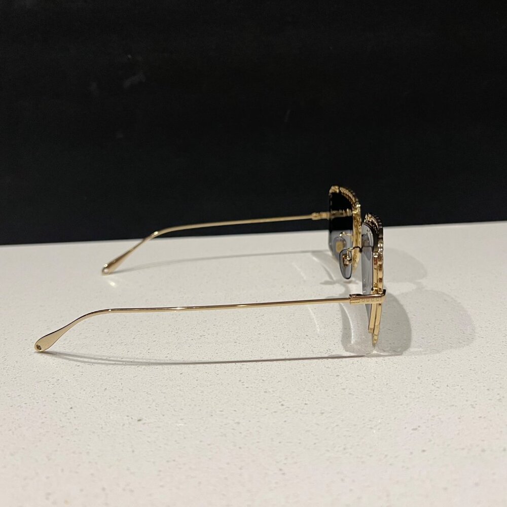 Gucci GG 1112S 001 gold chain Square Sunglasses, 54mm NEW - Picture 6 of 12
